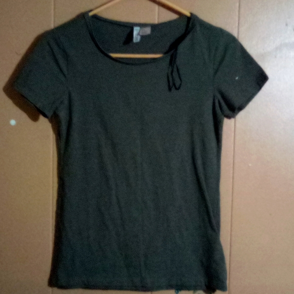 Top - Picture 1 of 1